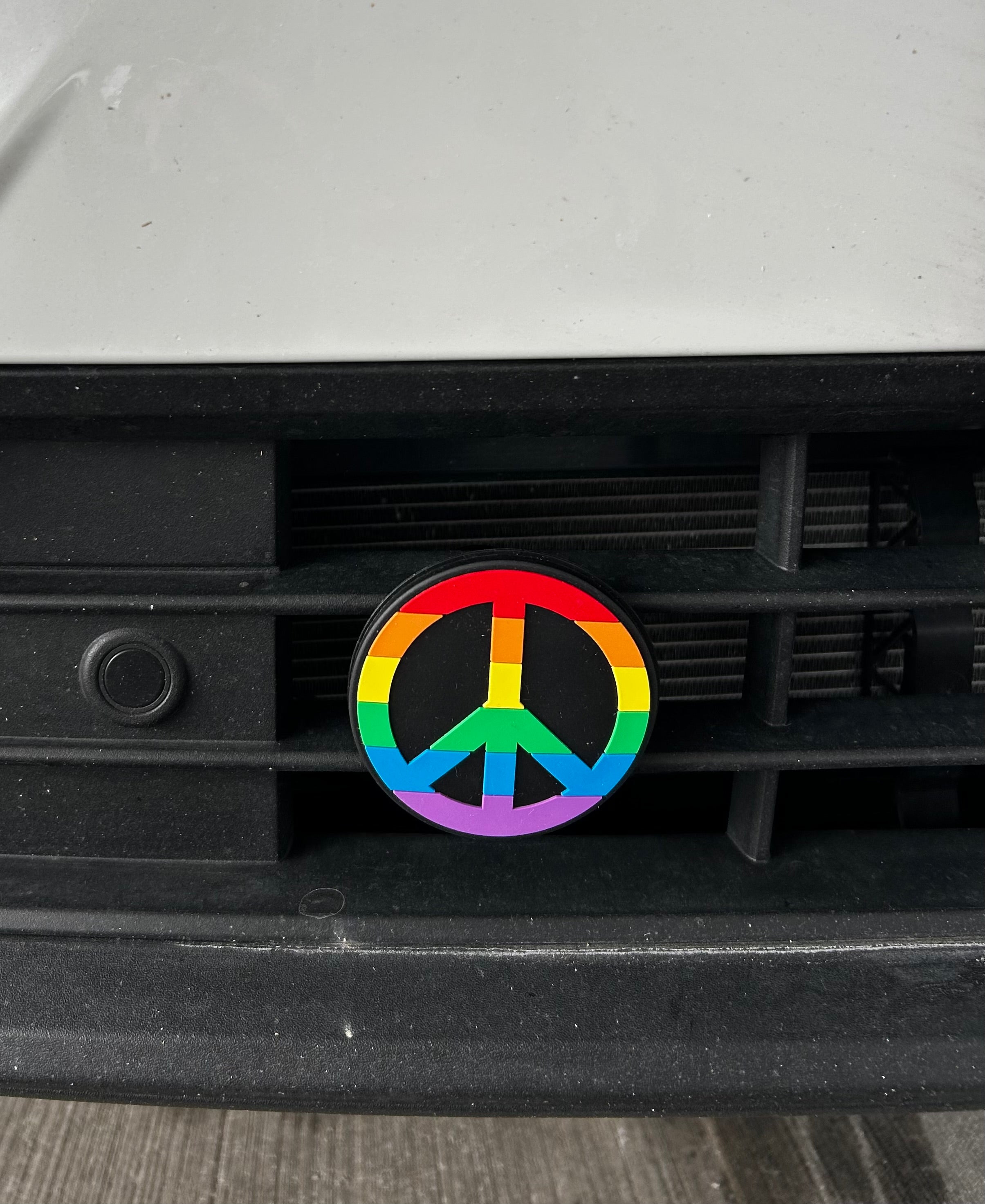 Custom Car Grill Insert – Peace Sign | Grill Bits