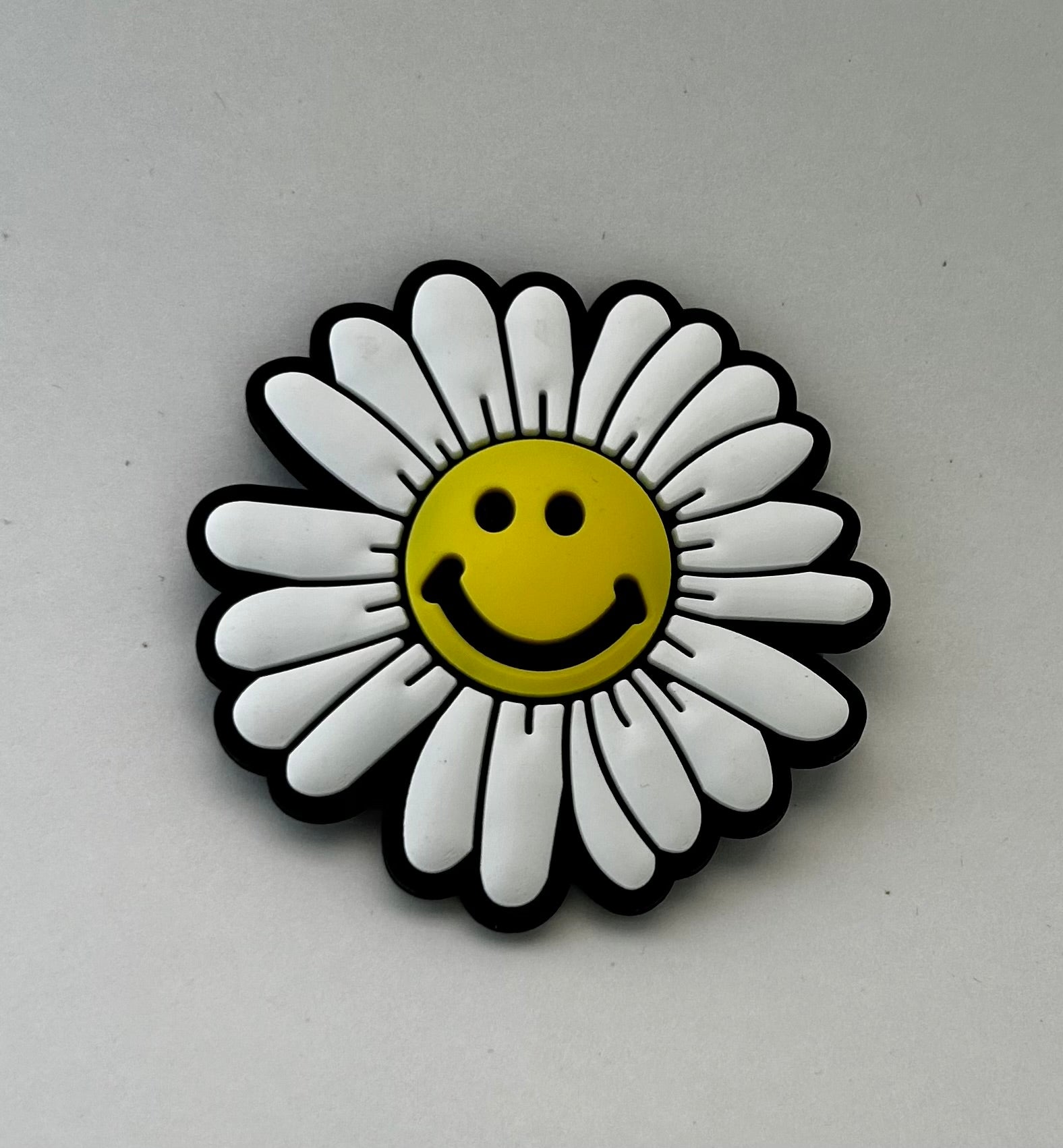 Smiling Daisy decorative car grill insert – Grill Bits"